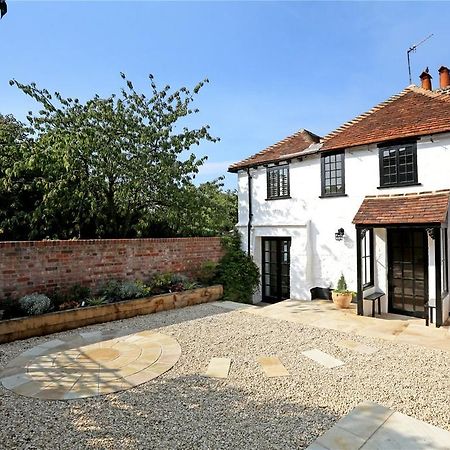 Henry VIII Cottage In The Heart Of Henley Exteriör bild
