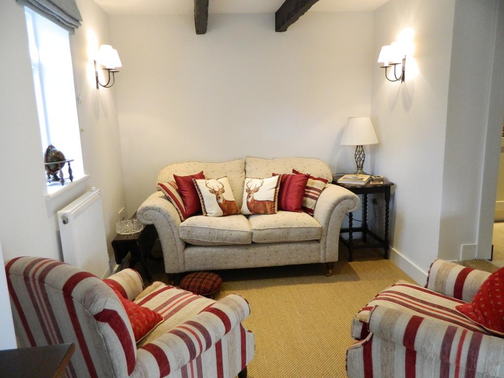 Henry VIII Cottage In The Heart Of Henley Exteriör bild